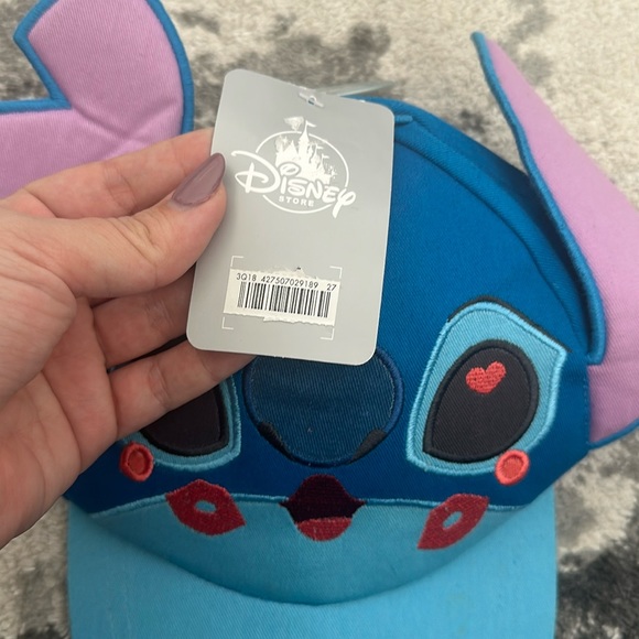 Disney Kids blue stitch hat with kisses and ears - Picture 2 of 4